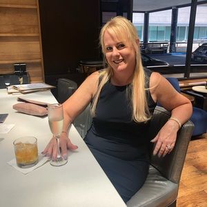 Meet your Posher, Christine